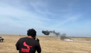 بالفيديو.. لحظة وفاة ممثل هندي شهير بعد انقلاب سيارته أثناء تصوير مشهد سينمائي