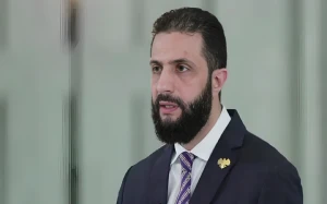 بالفيديو.. الشرع: لسنا ممّن يخشى الحرب لكننا قدّمنا مصلحة السوريين على الفوضى والدمار