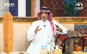 بالفيديو: قصة معتمر تحرش بامرأة عند الحجر الأسود فأُصيب بالعمى بعدما دعت عليه.. وإمام مسجد تشمت به فابتُلي بفتنة امرأة وغادر الحي