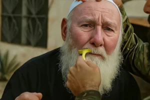 بعدما أعلنت وفاته بسبب حلق شاربه.. حفيدة المسن الدرزي مرهج شاهين تفجّر مفاجأة: “جدي عايش!” وتهاجم منتقديها