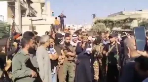 بالفيديو: مسلحون من عشيرة الحويطات في سوريا يعلنون انضمامهم لتحرك العشائر في السويداء