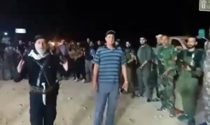 بالفيديو : مجموعات من قبائل وعشائر حمص تصل مشارف السويداء تلبية لنداء الفزعة لأهل السنة