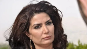 ‏ابنة السويداء.. الفنانة السورية  مرح جبر:  من يحمل السلاح ضد الدولة ويحتمي بالعدو الإسرائيلي فهو خائـن لوطنه