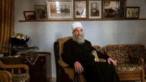 مصادر سورية تكشف أسرارًا خطيرة وراء رفض حكمت الهجري دخول القوات الحكومية إلى السويداء