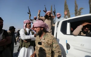 عشائر سورية تتوعد الدرزي العميل "حكمت الهجري" وعصابته في حال عدم الإفراج عن الأسرى والمحتجزين