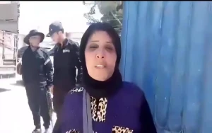 احرقوا منزلها وضربوها.. بالفيديو :سورية تروي تفاصيل اعتداء مليشيات الهجري عليها في السويداء