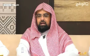 بالفيديو.. إمام مسجد يروي تفاصيل عن الحادث الذي تسبب في وفاة الأمير الوليـد بن خالـد .. وسر الاتصال الذي تلقاه من والده