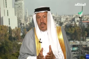 بالفيديو.. شيخ قبيلة في سوريا: حكمت الهجري ذبح 40 رجلًا من البدو كانوا في ضيافته بالسويداء