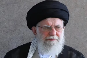 خامنئي‬⁩: العالم يعترف الآن بالأمجاد العظيمة التي حققناها خلال الحرب ضد ⁧‫إسرائيل‬⁩ ‏
