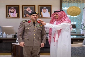 وزير الداخلية  يقلد المتحدث الرسمي لوزارة الداخلية " طلال الشلهوب " رتبته الجديدة