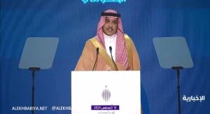 بالفيديو: وزير الإعلام يعلق على المخاوف من عدم قدرة شركة "ثمانية" على نقل مباريات الدوري السعودي