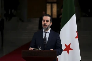 وزير الخارجية السوري يلتقي وفدا إسرائيليا في باريس.. والكشف عن السبب