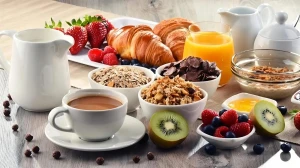 تسبب ضررا للأمعاء.. 3 خيارات غذائية لا يجب تناولها على معدة فارغة
