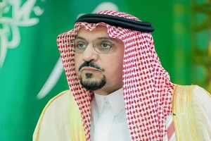 قرار عاجل من أمير القصيم بشأن  تسليم  جثمان بالخطأ في مستشفى بالرس