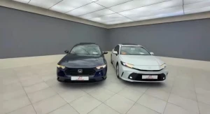 بالفيديو.. مختص يقارن بين مواصفات وسعر سيارتي «تويوتا كامري وهوندا أكورد» موديل 2025