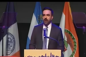 بالفيديو ..  عمدة نيويورك " زهران ممداني" يتعهد بالدفاع عن المتحولين جنسيًا ضد ترامب..  ويصفهم ب "أحبائه"