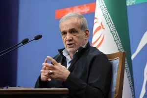 الرئيس الإيراني: إذا لم تهطل الأمطار قبل نهاية العام فسنُضطر إلى إجلاء  أكثر من 10 ملايين نسمة من سكان ⁧‫العاصمة طهران‬⁩ بسبب نقص المياه