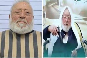 بعد القبض عليه.. إعادة تداول فيديو للواعظ  " عبدالغني قصاب" المؤيد لنظام الأسد الدكتاتوري الفاسد وهو يضع مسدس على الطاولة main