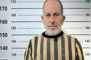 سوريا.. القبض على عميد طيار ارتكب انتهاكات ومجازر بحق السوريين في عهد نظام الأسد البائد main