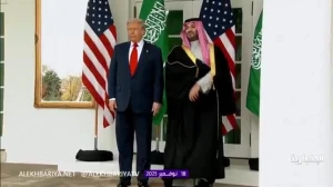 بالفيديو: لحظة التقاط الصور التذكارية للرئيس الأمريكي وولي العهد في البيت الأبيض