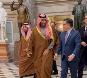 بالفيديو: لحظة وصول ولي العهد إلى الكونغرس الأمريكي