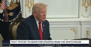 بالفيديو.. ترامب يعلن وفاة امرأة من الحرس الوطني متأثرة بإصابتها بعد تعرضها لإطلاق نار قرب البيت الأبيض.. ويعلق: ندرس وضع عائلة المشتبه به