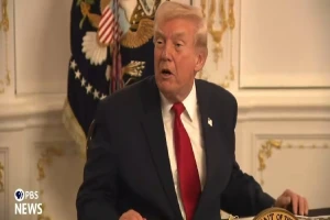 بالفيديو .. مراسل ل "ترامب": ما علاقة الصوماليين بالمهاجر الأفغاني الذي قتل جنديين من الحرس الوطني؟.. والرئيس الأمريكي يرد