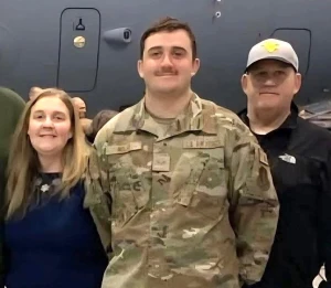 “فتح عينيه ويحاول التحرك”.. آخر تطورات الحالة الصحية لجندي الحرس الوطني الأمريكي المصاب برصاصة في الرأس من مهاجر أفغاني