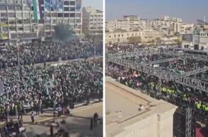 بالفيديو.. تجمع آلاف السوريين في ساحة العاصي بحماة احتفالا بالذكرى الأولى لتحرير المدينة وسقوط نظام الأسد البائد