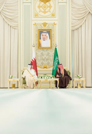 بالصور .. ولي العهد وأمير قطر يعقدان جلسة مباحثات في قصر اليمامة بالرياض