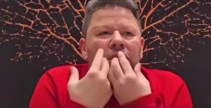 بالفيديو.. محلل رياضي مصري: المنتخبات في البطولة العربية لسا لاعبين من 10 سنين وإحنا نلعب من أيام الفراعنة