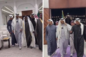 فيديو متداول يثير الجدل: قعيد  يتقدّم والده أثناء دخولهما مكانًا عامًا وشخص يفاجئه بردة فعله