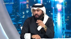 «يصل عددها لـ 30 ألف مركبة».. بالفيديو.. كشف أسباب انتشار سيارات الأجرة «باللون الأخضر» في شوارع الرياض رغم خروجها من السوق