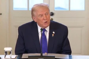 بالفيديو.. ترامب: نمتلك مع فنزويلا 55% من نفط العالم