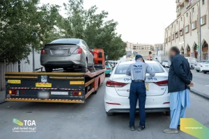 من بينها مركبات أجرة .. بالصور: تقرير يوثق لحظة ضبط هيئة النقل للمركبات المخالفة على الطرق