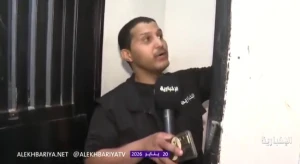 أدارها ضباط إماراتيون.. بالفيديو: طريقة سجن الضحايا اليمنيين في زنزانة انفرادية لا تتجاوز مترًا واحدًا داخل سجون أبوظبي السرية في حضرموت