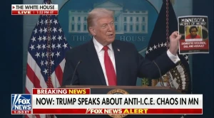 بالفيديو.. ترامب يستعرض صور مهاجرين غير شرعيين مدانين بجرائم خطيرة في ولاية مينيسوتا