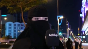 منها ظاهرة الاستحقاق.. بالفيديو: تقرير يرصد آراء المواطنين حول أسباب عزوف الفتيات والشباب السعوديين عن الزواج