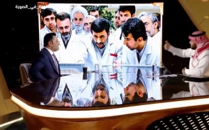 بالفيديو: خبير استخباراتي يكشف هوية الجاسوس الإيراني الذي رافق الرئيس  السابق "أحمدي نجاد "وساعد إسرائيل في اختراق أجهزة المفاعل