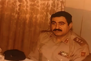 الكويت تسحب الجنسية من عمر زعيتر مؤسس سلاح المدفعية