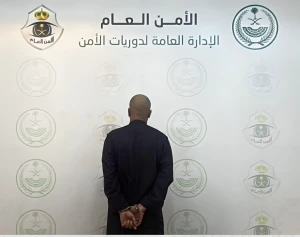 القبض على شخص اعتدى على 4 أشخاص وتسبب في وفاة أحدهم بخميس مشيط ـ فيديو