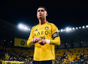 عاد للتدريب لكنه لن يشارك أمام  الاتحاد.. الصحفي برونو أندرادي يكشف عن شروط رونالدو للعودة للنصر