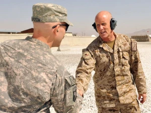 هناك تسلسل في بنك الأهداف..  قائد عسكري أمريكي سابق: واشنطن قادرة على القضاء على إيران وتفكيكها خلال ساعات