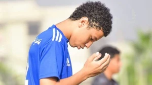 وفاة لاعب كرة مصري أثناء توزيعه وجبات إفطار على الصائمين