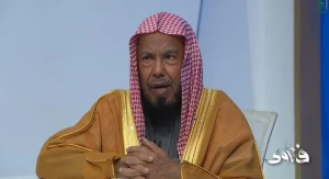 هل الأفضل للمسافر المعتمر إذا وصل مكة الإفطار أو إتمام الصيام عند أداء العمرة؟.. عبدالله المطلق يجيب