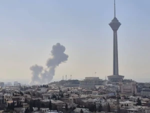 عسكريون مصريون يكشفون سيناريوهات محتملة لحرب أمريكا وإيران.. ويوضحون السيناريو الأكثر ترجيحًا