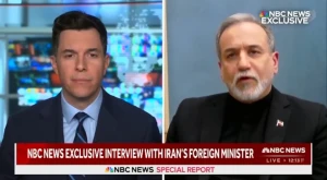 بالفيديو..مذيع لوزير خارجية إيران: هل تخشى غزوًا أمريكيًا لبلدك؟…والأخير يفاجئه بالرد