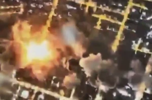 " 50 طائرة و100 قنبلة خارقة".. بالفيديو: لحظة قصف وتدمير  مخبأ خامنئي السري في طهران وترجيحات بوجود قادة داخله