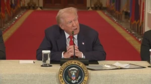 بالفيديو.. إجابة مفاجئة من "ترامب" بعدما سُئل عن تقييم الحرب على إيران من 0 إلى 10