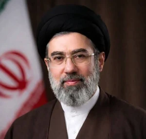 رسميا : إعلان مجتبى خامنئي كمرشد  لإيران خلفا لوالده
